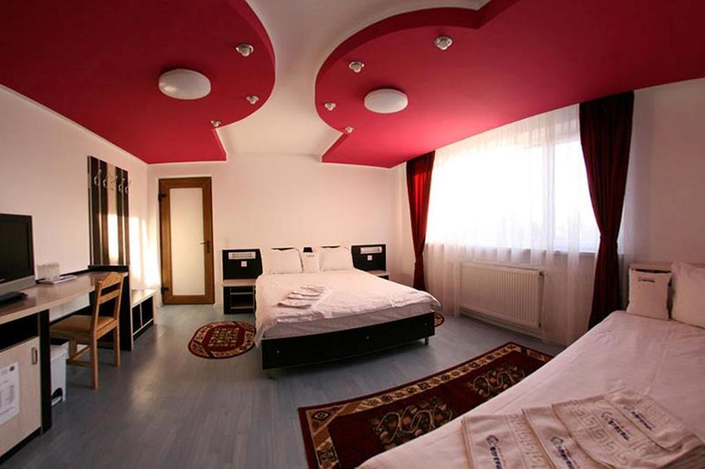 Pensiunea Soferul Norocos Bacău Kamer foto