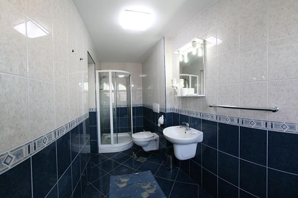 Pensiunea Soferul Norocos Bacău Kamer foto